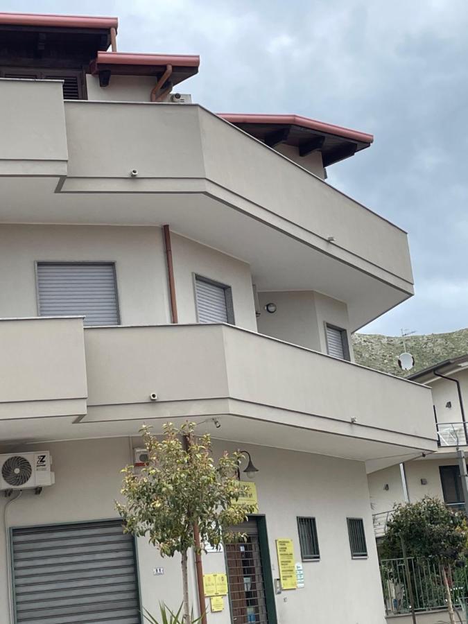 Ferienwohnung Casa San Francesco Mondragone Exterior foto