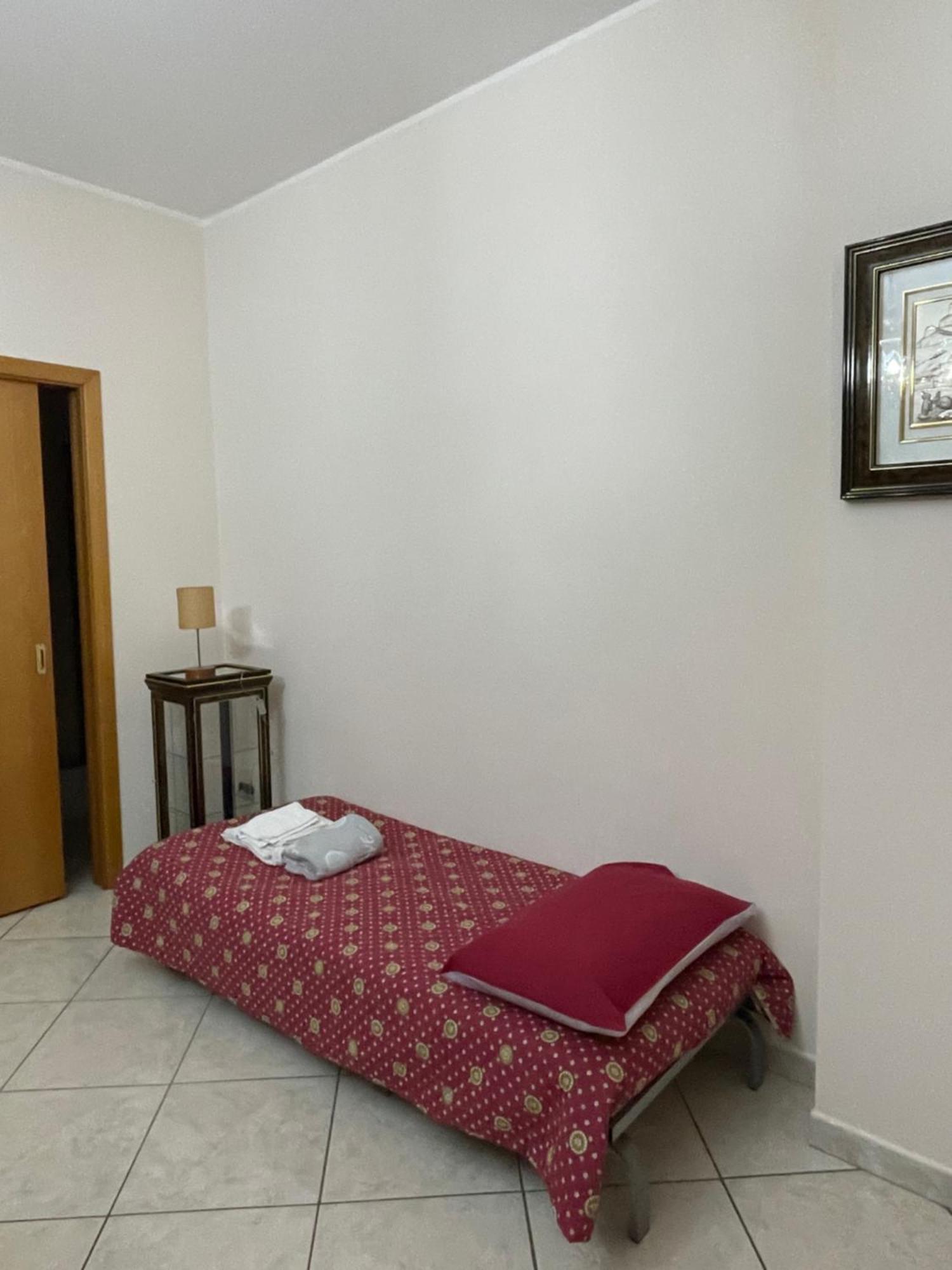 Ferienwohnung Casa San Francesco Mondragone Exterior foto