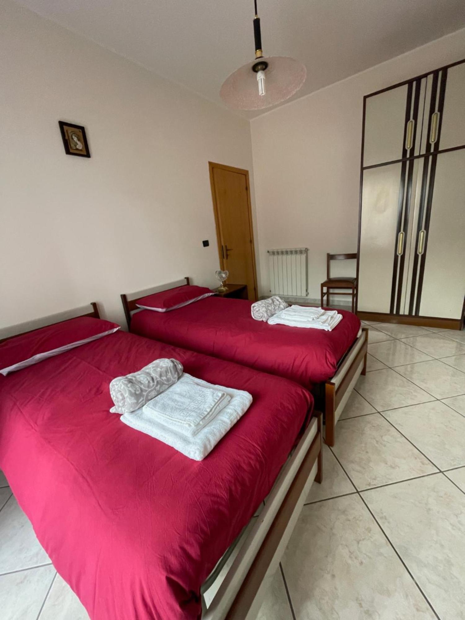 Ferienwohnung Casa San Francesco Mondragone Exterior foto